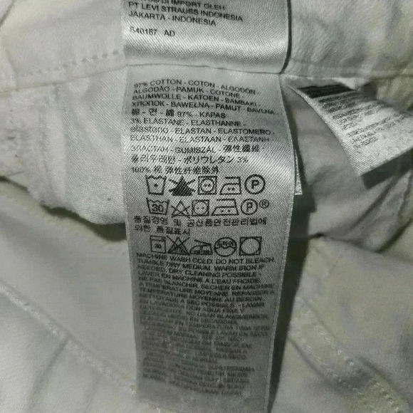 Levi's 721 Women's High Rise Skinny‎ Jean - W30 L30 White, zip fly distressed - Picture 5 of 8